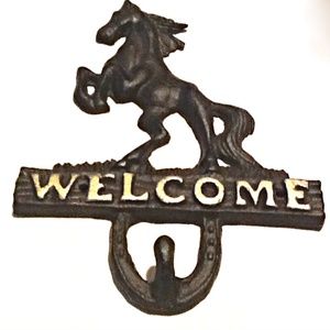 Cast Iron Rustic Horse Horseshoe WELCOME Hook